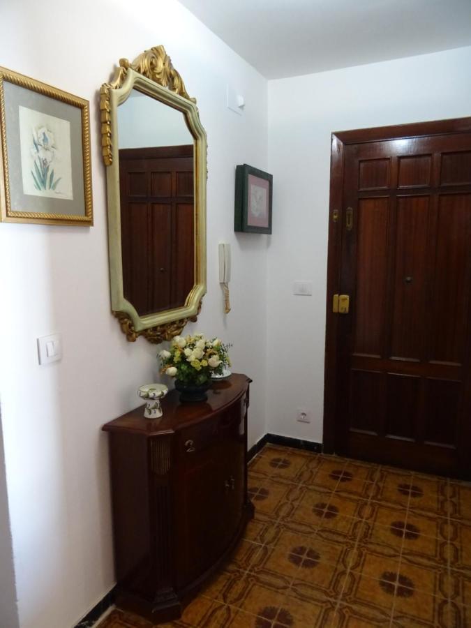 Piso En Centro Urbano De Puentedeume Con Terraza Appartement Buitenkant foto