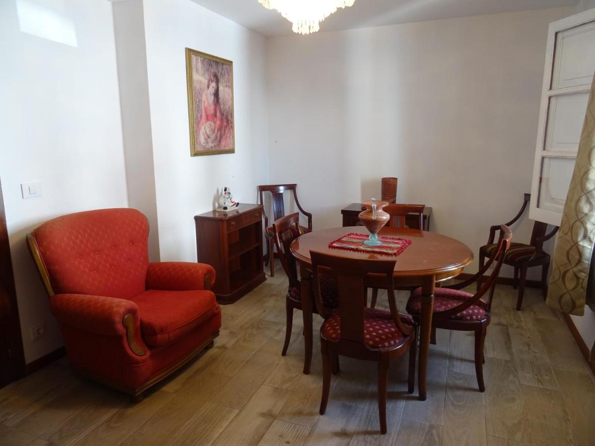 Piso En Centro Urbano De Puentedeume Con Terraza Appartement Buitenkant foto