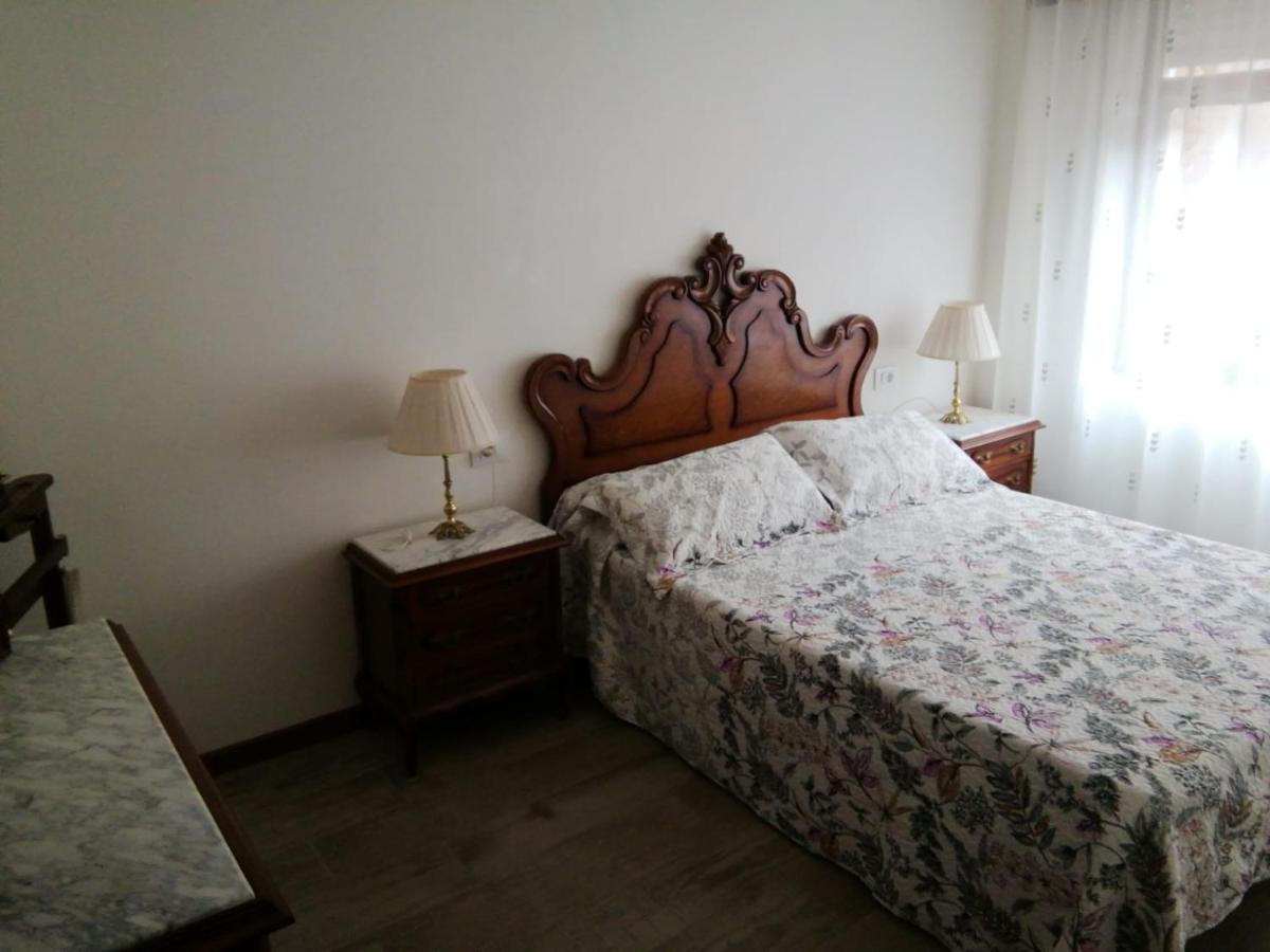 Piso En Centro Urbano De Puentedeume Con Terraza Appartement Buitenkant foto